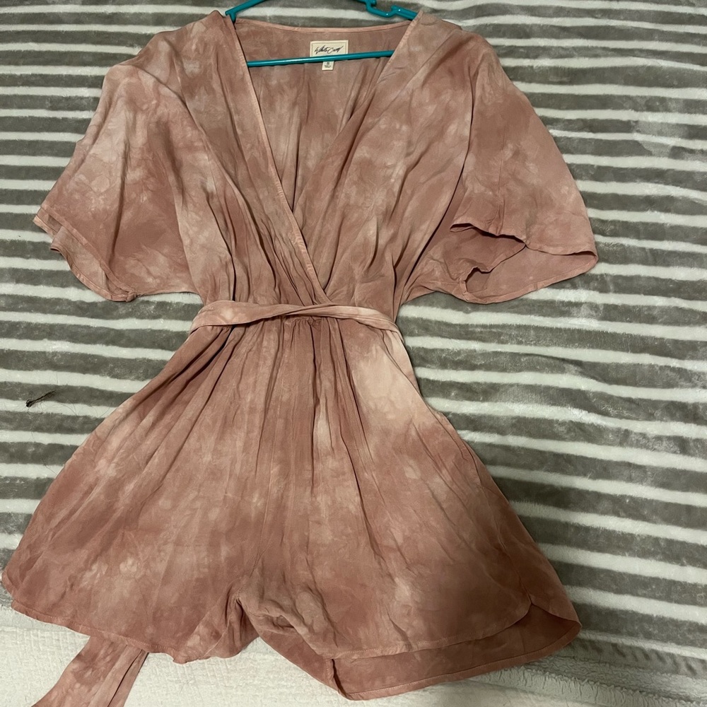 White Crow romper with pockets